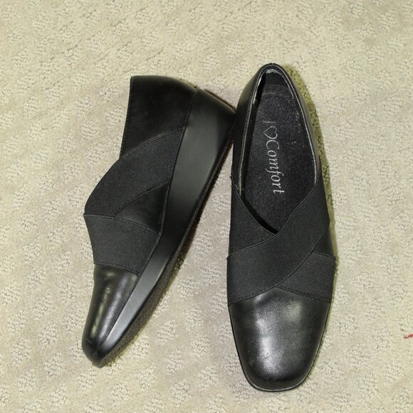 I Love Comfort Morgan Size 5.5M Black Elastic Criss Cross and Leather Loafers - Picture 1 of 6